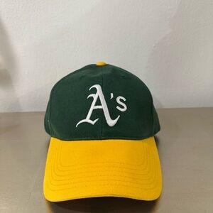 Athletic,Genuine Merchandise Green Baseball Cap